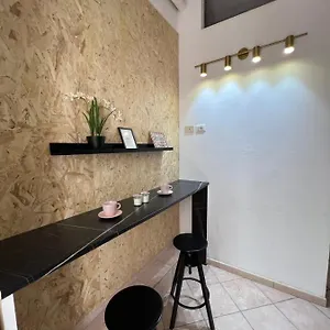 Signorina In Roma